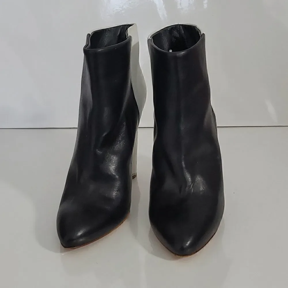 Maiyet Color Block Circular Heel Bootie - Picture 7 of 13